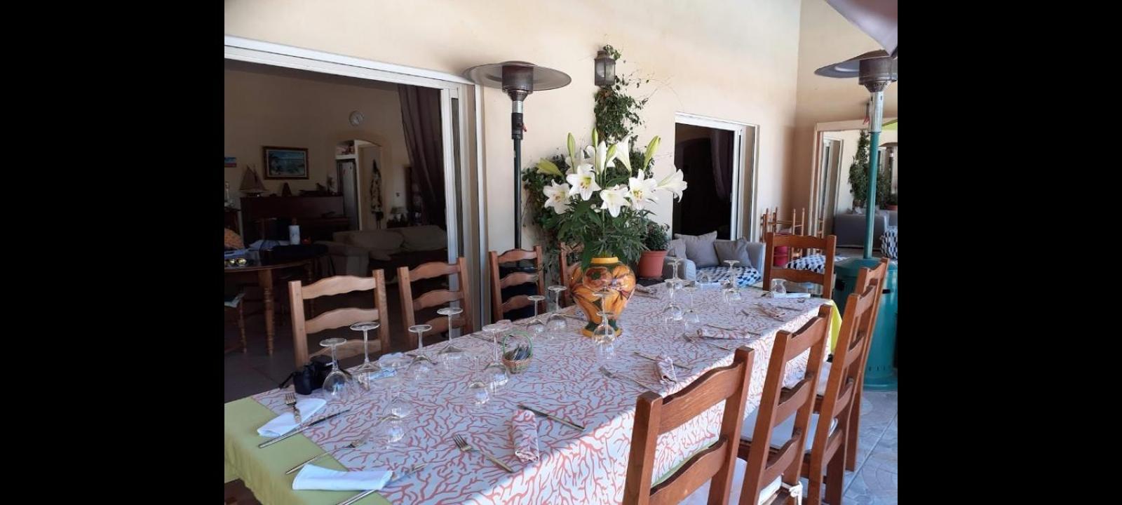 La Maison De Jenny Bed & Breakfast มงโตรูซ์ ภายนอก รูปภาพ