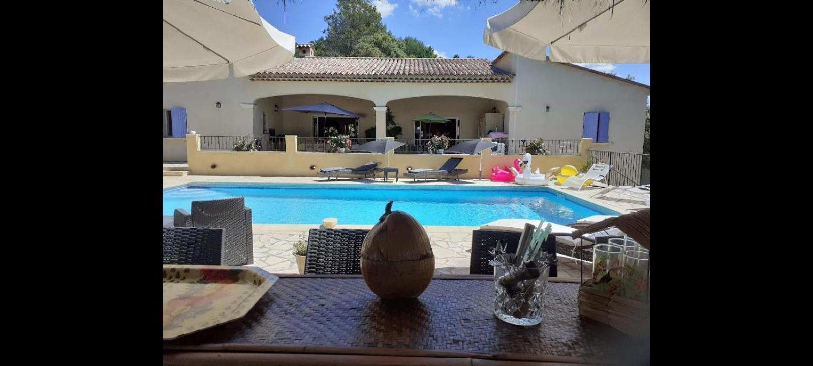 La Maison De Jenny Bed & Breakfast มงโตรูซ์ ภายนอก รูปภาพ